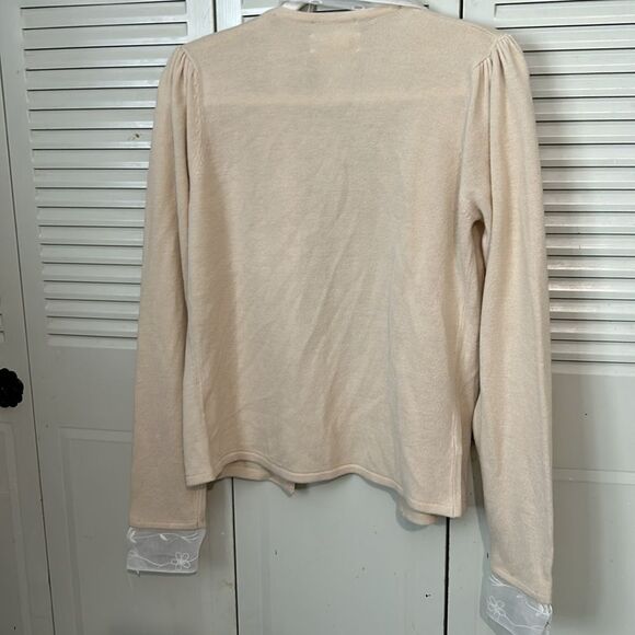 Christie & Jill Women's cream  Long Sleeve Full Button Cardigan Sweater Size Med - Picture 4 of 4